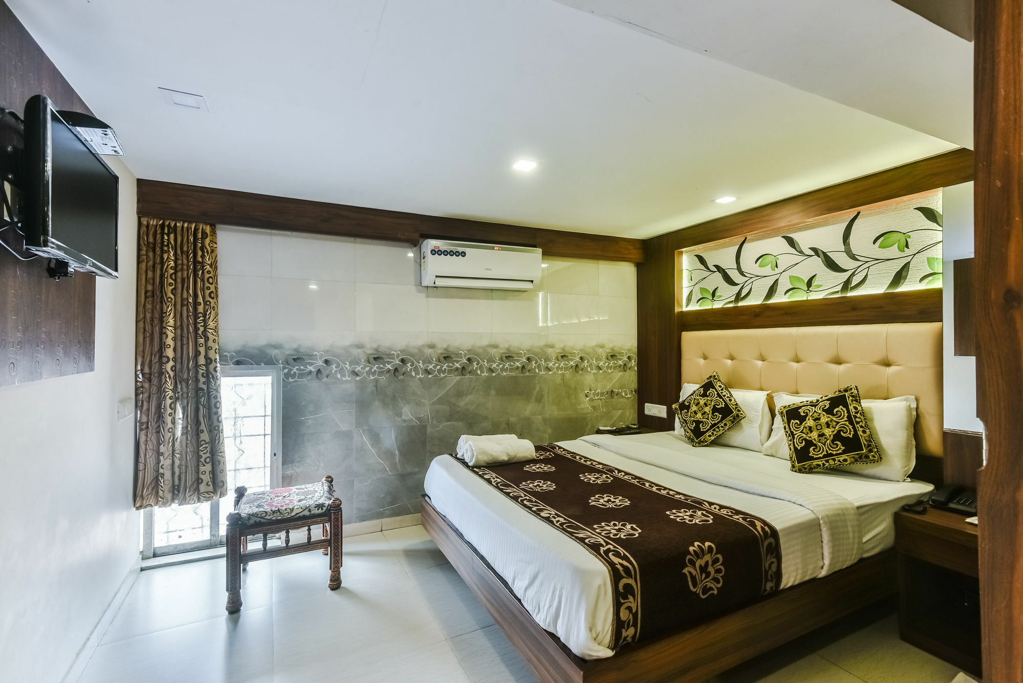 Hotel Guestinn Residency Mumbai Eksteriør bilde