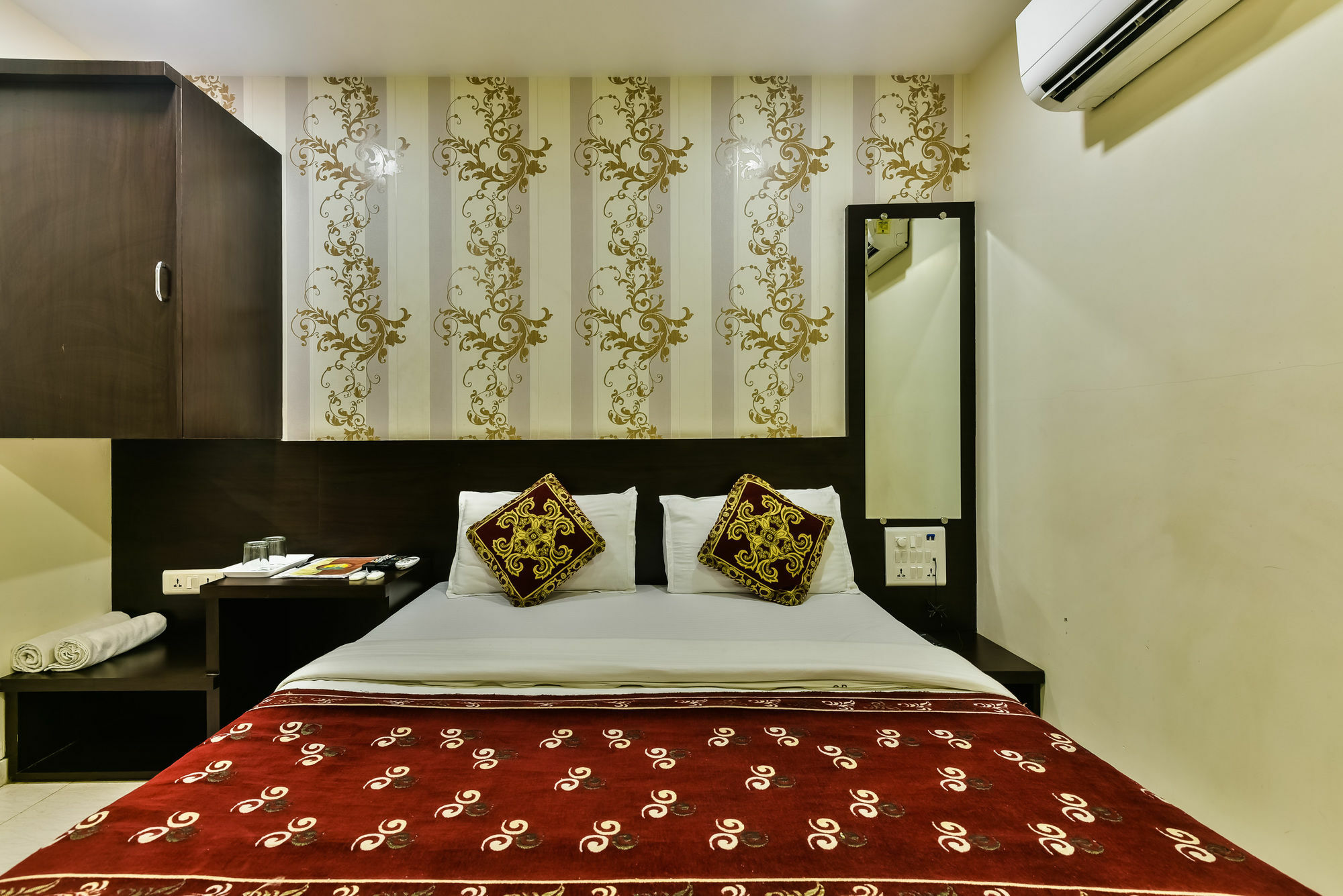 Hotel Guestinn Residency Mumbai Eksteriør bilde