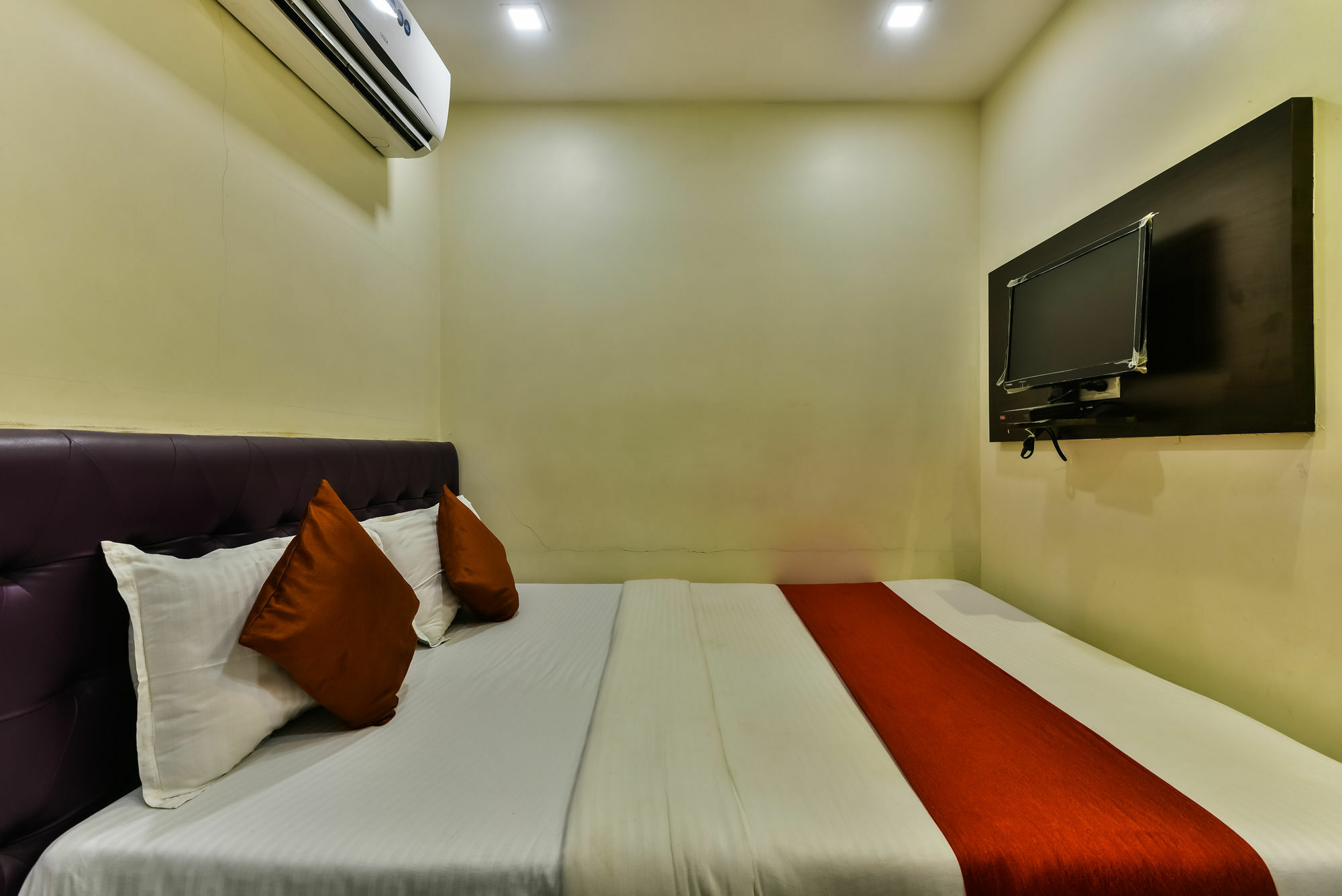 Hotel Guestinn Residency Mumbai Eksteriør bilde