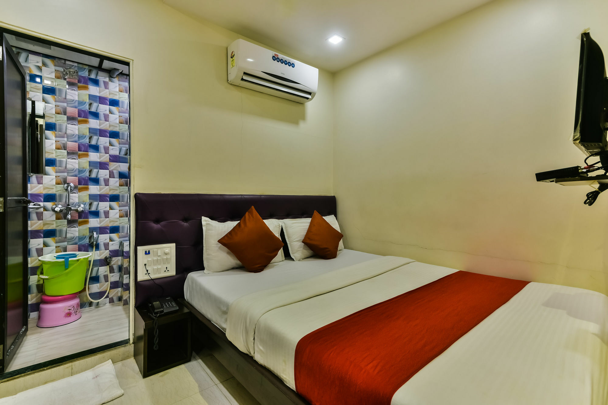 Hotel Guestinn Residency Mumbai Eksteriør bilde